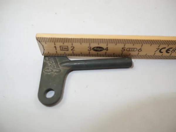 1 Stück Aufziehschlüssel Blechspielzeug Original Gescha