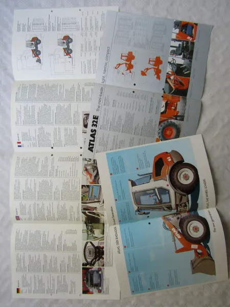 10 Prospekte Atlas Radlader 32E 80 82E 86E 65S 70S 65 55 und 45 von 1998-2000