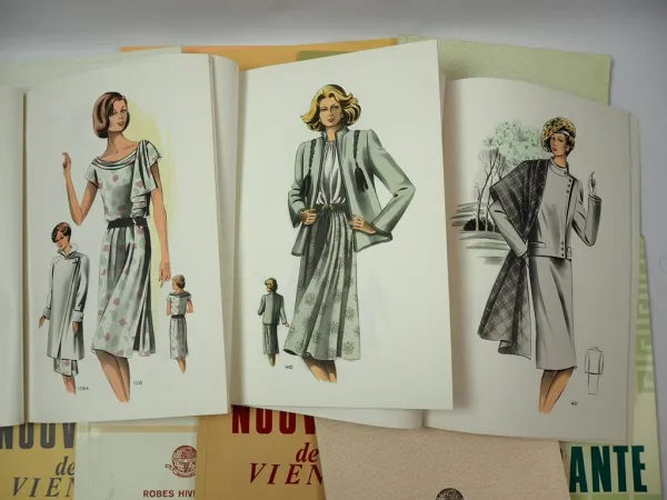 14x Katalog Ligne Elegante Nouvelle de Vienne Robes Hiver Ete 1977 - 84