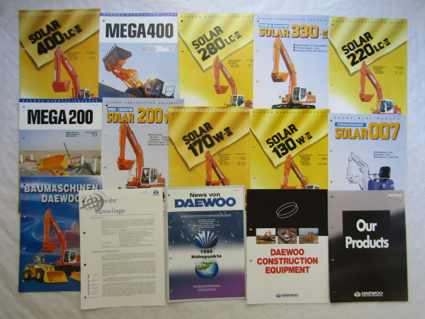 15 Prospekte Daewoo Baumaschinen Bagger Radlader von 1996 technische Daten