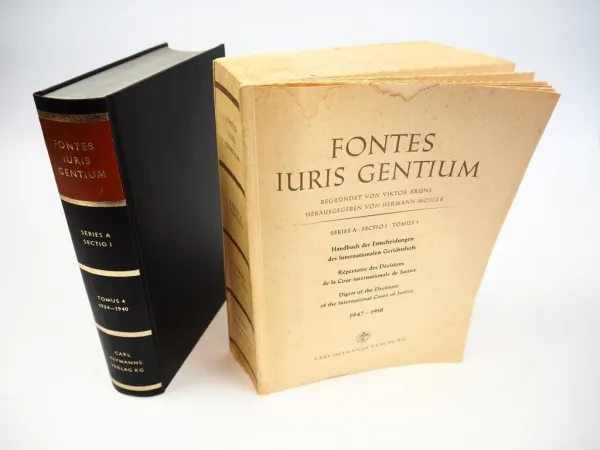 2 Bände Fonte Iuris Gentium, Series A, Sectio I, 1934-1940, 1947-1958