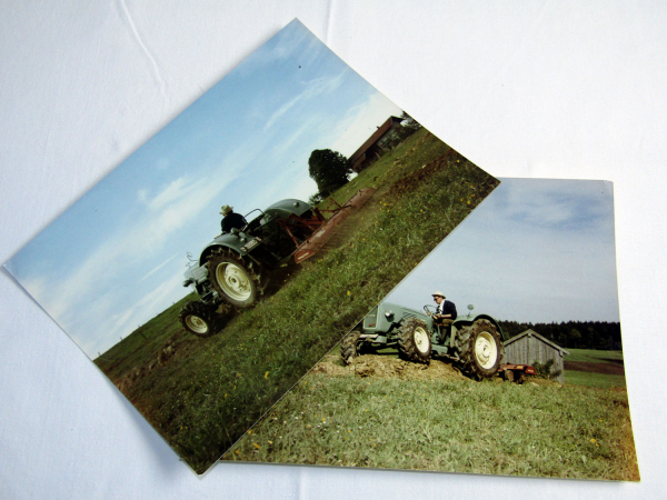 2 Foto MAN Dieselschlepper Traktor mit Anbaugerät ca 1960 Original