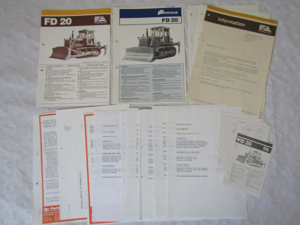 2 Prospekte Fiat-Allis Fiatallis FD20 Raupe um 1987 Angebot Preisliste Daten