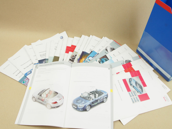 26 Selbststudienprogramme Sammlung 309 - 560 Audi VW im Stehsammler