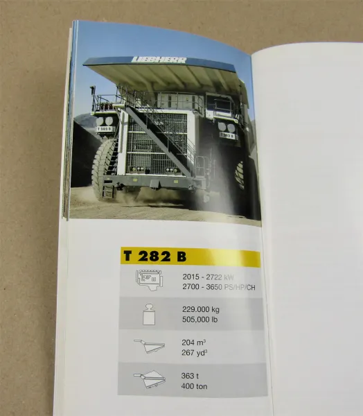 3 Prospekte Liebherr Programmhefte Großbagger Seilbagger Lader Raupen Krane