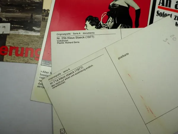 32 Postkarten Karikaturen Klaus Staeck 1969 bis 1981