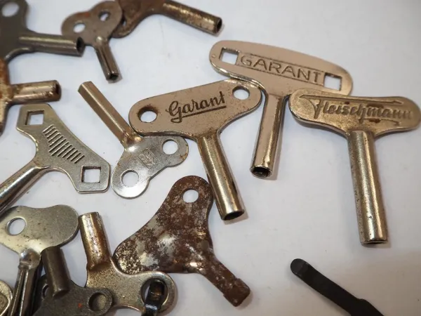 55 Stück Aufziehschlüssel Blechspielzeug Technofix Fleischmann MS BS