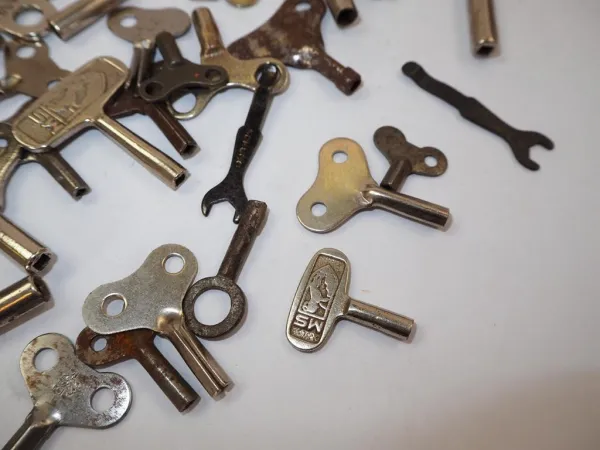 55 Stück Aufziehschlüssel Blechspielzeug Technofix Fleischmann MS BS