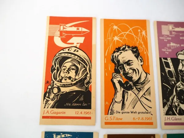 8x Werbung DDR Sparkasse Kosmonauten CCCP USA 1964/65 DEWAG Berlin