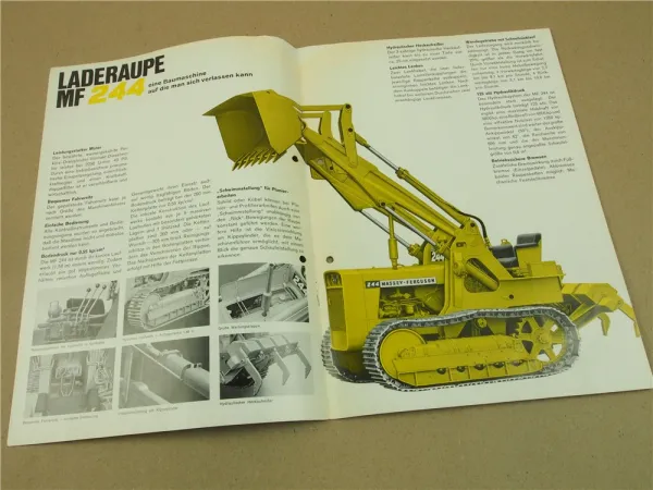 Prospekt Massey Ferguson MF 244 Laderaupe mit Perkins Motor 43 PS von 1965