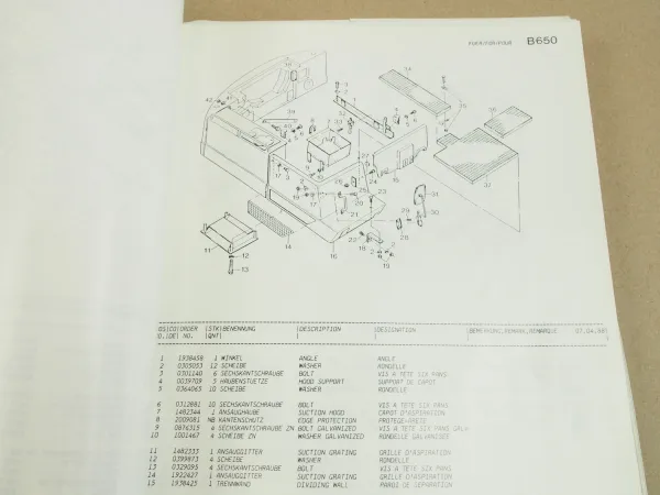 Atlas 1604M Mobilbagger Ersatzteilliste Parts List Pieces Rechange 1988