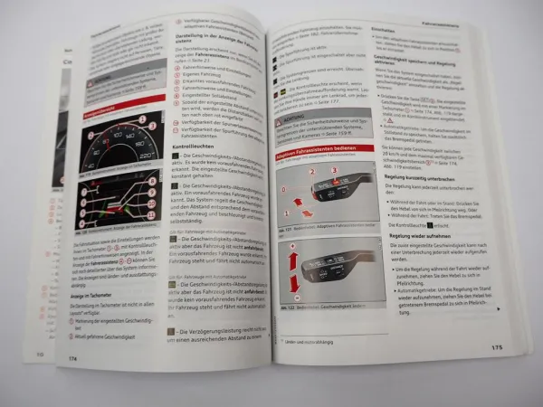 Audi Q3 F3 & RS Q3 Betriebsanleitung Bedienungsanleitung Bordbuch 6/2022