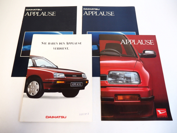 Daihatsu Applause PKW 4x Prospekt Technische Daten Ausstattung 1989/93