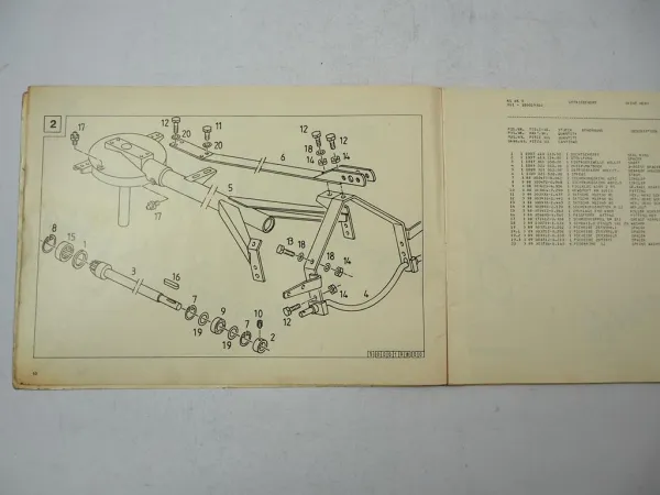 Deutz Fahr KS85 D DN Kreiselschwader Ersatzteilliste Spare Parts List 1980