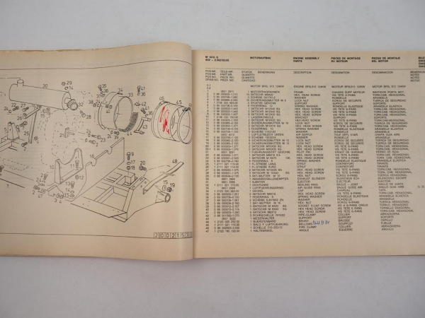 Deutz Fahr M1610S Mähdrescher Ersatzteilliste Spare Parts List 1985