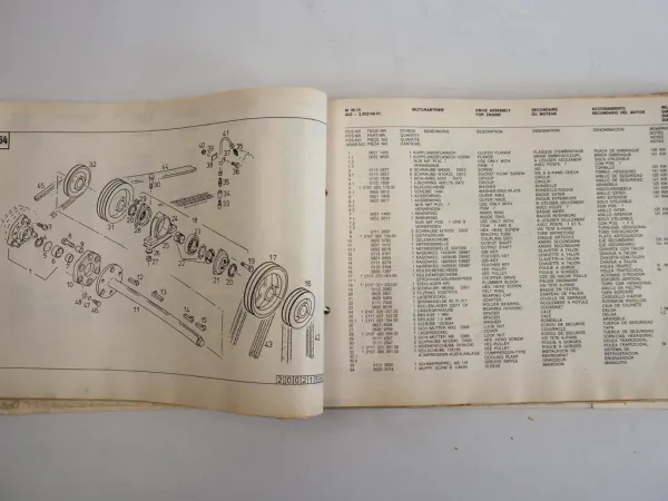 Deutz Fahr M36.10 Mähdrescher Ersatzteilliste Spare Parts List 1989