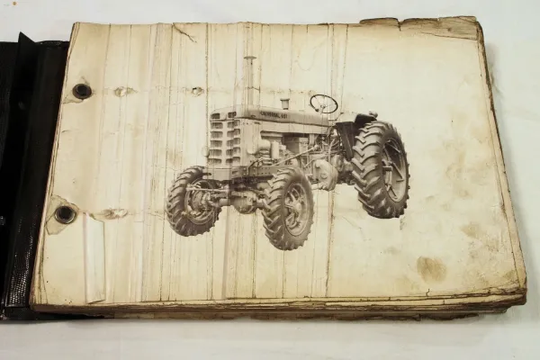Ersatzteilkatalog UTB U-650 U-651 Tractor Ersatzteilliste Parts List ca 1968