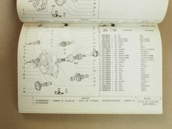 Fiat-Allis Fiatallis FL7 Laderaupe Ersatzteilliste Parts List in engl/ital 1987