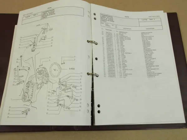 Fiat-Hitachi FR70 Radlader Ersatzteillliste Parts List Parti ricambio 09/1993