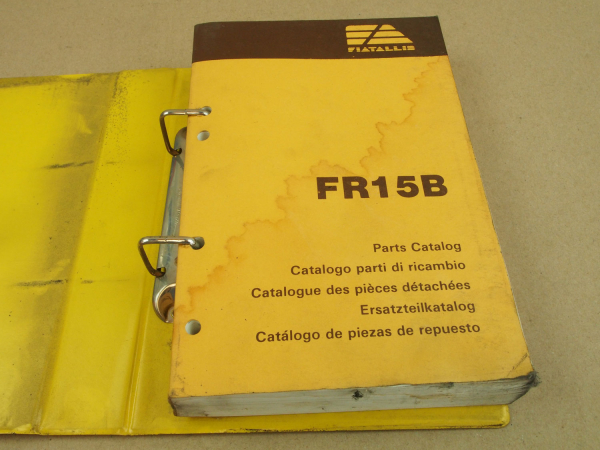 FiatAllis FR15B Schaufellader Ersatzteilliste Parts Catalog Parti ricambio 1987