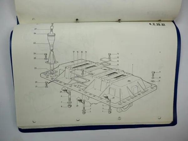 Hanomag P14CK Hydraulikbagger Pingon Prospekt Schulungshandbuch Wartung ca. 1980