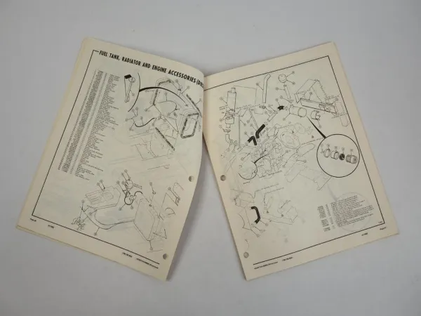 Hesston 6650E Windrower Ersatzteilliste Parts Catalog 1982