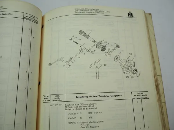 IHC 553 654 724 824 Traktoren Ersatzteilliste Parts Catalog 1972/1973