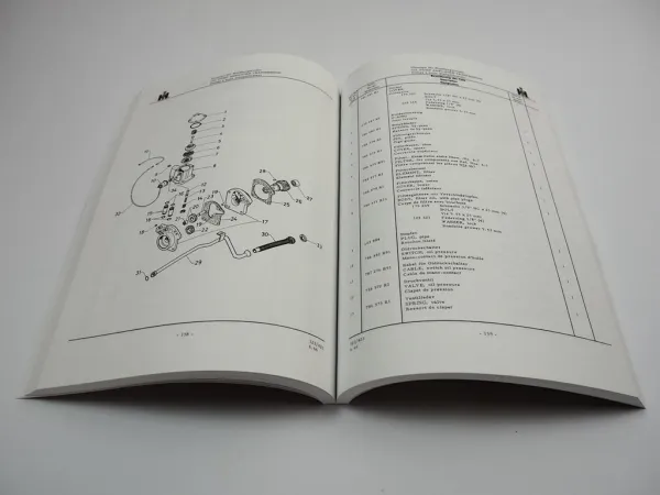 IHC Mc Cormick 323 423 Dieselschlepper Ersatzteilliste Ersatzteilkatalog 1966