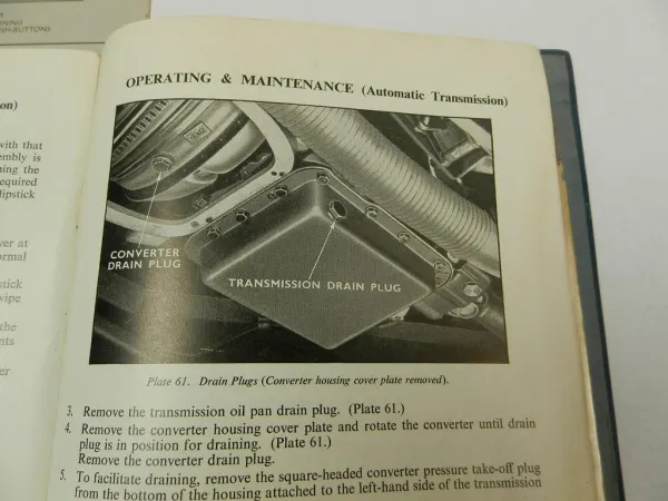 Jaguar Mark IX 3.8 Litre Operating Maintenance and Service Handbook 1958/59