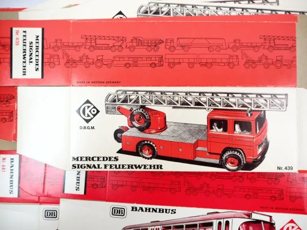 Kellermann CKO 26x Verpackung Blechspielzeug Feuerwehr Gabelstapler Kipper LKW