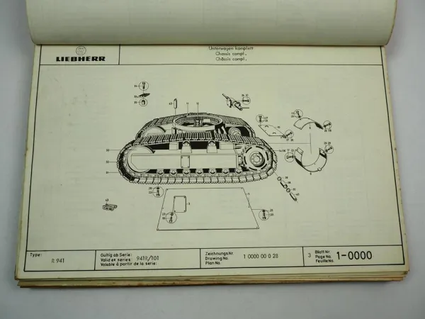 Liebherr R941 Raupenbagger Ersatzteilliste Ersatzteilkatalog Parts List ca. 1970