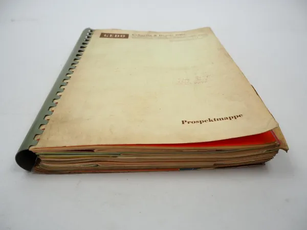 Mappe mit Prospekten Preislisten Landtechnik 1970er Jahre Fella Fristein Hardi