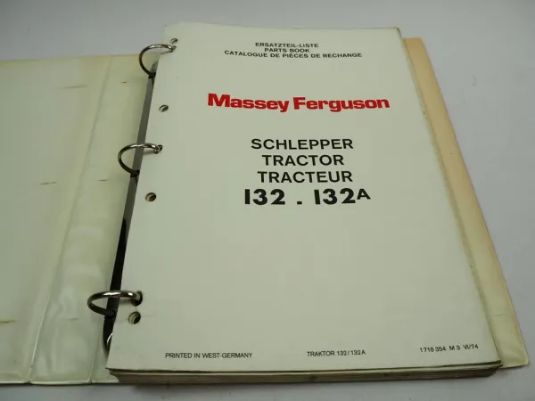 Massey Ferguson MF 132 Schmalspur 132 A Allrad Traktor Ersatzteilliste 1974
