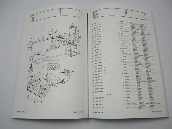 Massey Ferguson MF 284S 284-4S Traktor Ersatzteilliste Parts List Pieces de Rechange