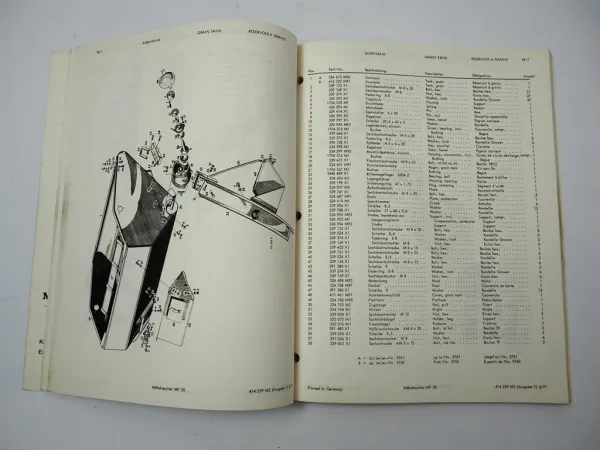 Massey Ferguson MF 30 Mähdrescher Ersatzteilliste Spare Parts List 1971