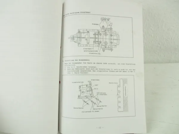 Nissan Kizai RT100D Transportraupe Betrieb Bedienung Wartung Parts List