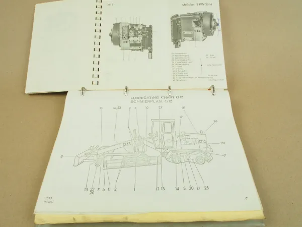 O&K G12 Grader Betriebsanleitung Ersatzteilliste Ersatzteilkatalog um 1974