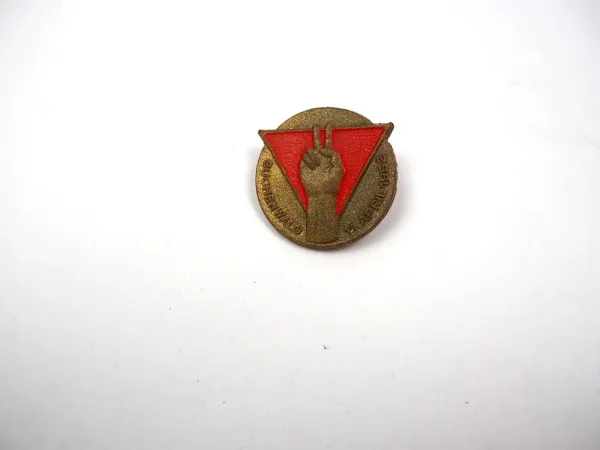Original Abzeichen DDR Buchenwald 11. April 1952