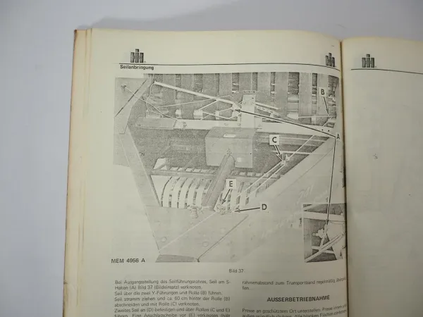 Original IHC 241 Großballenpresse Betriebsanleitung Bedienung Wartung 1977