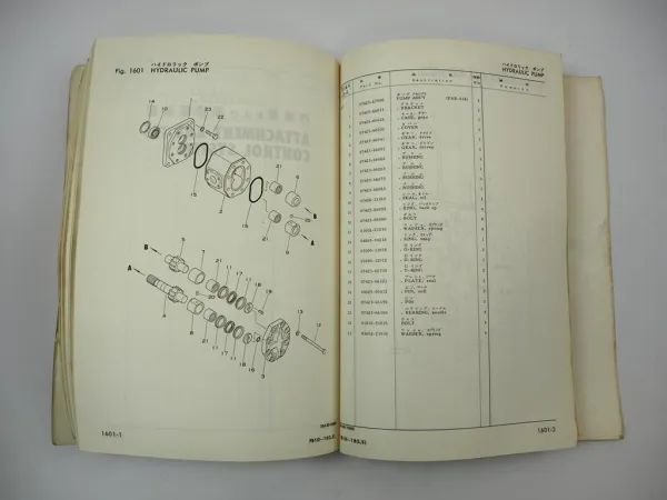 Original Komatsu FB 10 14 15 18 -3 Forklift Parts List Ersatzteilliste 1977