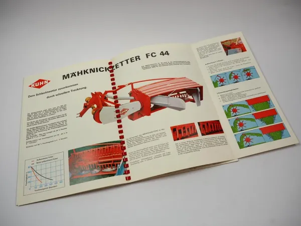 Original Prospekt Kuhn Anbaugeräte Mäher Schwader für Traktoren mit 52 Seiten