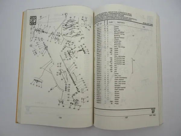 Original Sperry New Holland 8070 8080 Combine + Accessories Parts List 1976/85