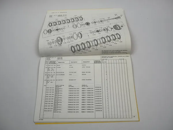 Original ZF 4 WG-200 Hydromedia Getriebe Ersatzteilliste Case Parts List 01/1995