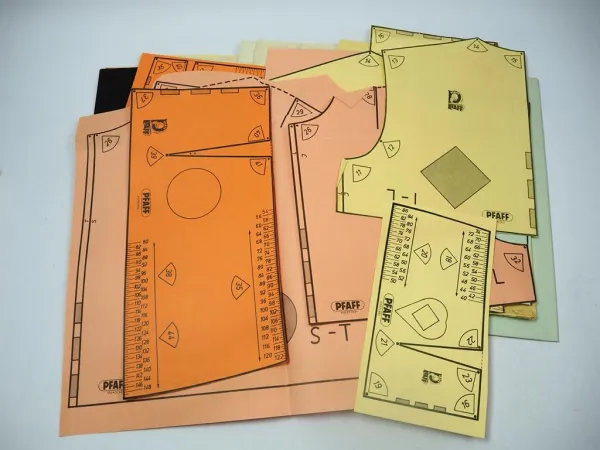 Pfaff Zuschneidesystem Sonderausgabe für Schulen Schnittmuster ca. 1960er Jahre