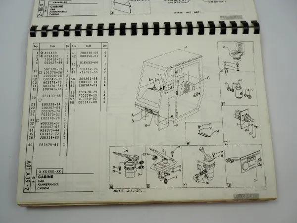 Poclain PPM 20.07 ATT Mobilkran Autokran Ersatzteilliste Spare Parts 1981