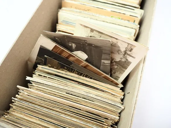 Posten AK ca. 1000 Stück 1900 - 1950 Deutschland Ausland Militär Personen usw.