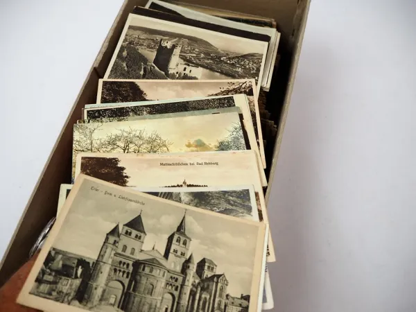 Posten AK ca. 1000 Stück 1900 - 1950 Deutschland Ausland Militär Personen usw.