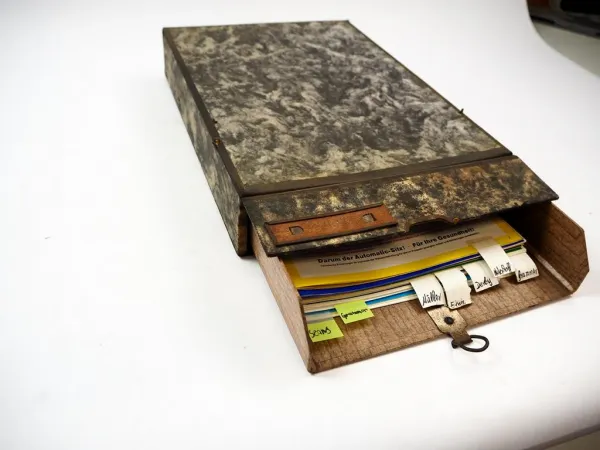 Posten Original Prospekte Fahrzeugsitze für Nutzfahrzeuge in Archivkasten