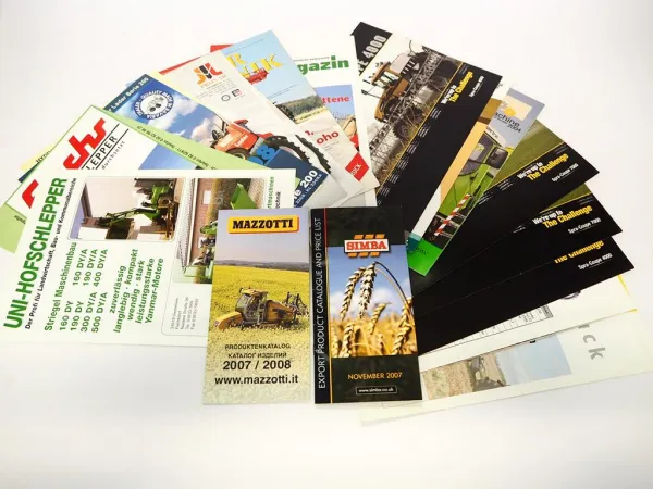 Posten Original Prospekte Schlepper Hoftraktoren ca. 2000er Jahre