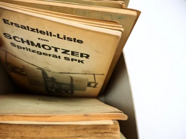Posten Schmotzer Landtechnik Ersatzteillisten Betriebsanleitungen über 100 Stück